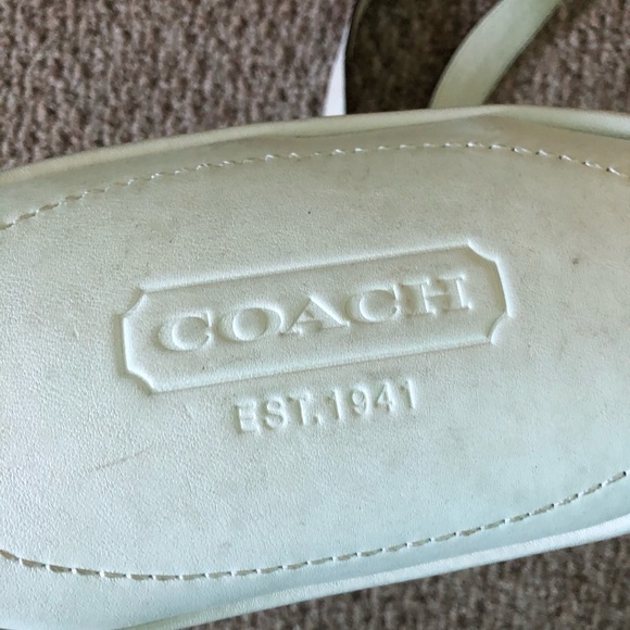 Coach Handbag - Picture 2 of 2